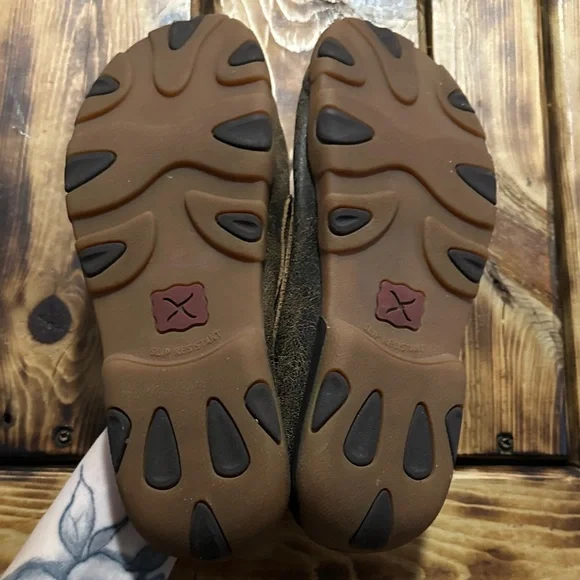 Twisted X Leopard Print - Picture 4 of 4